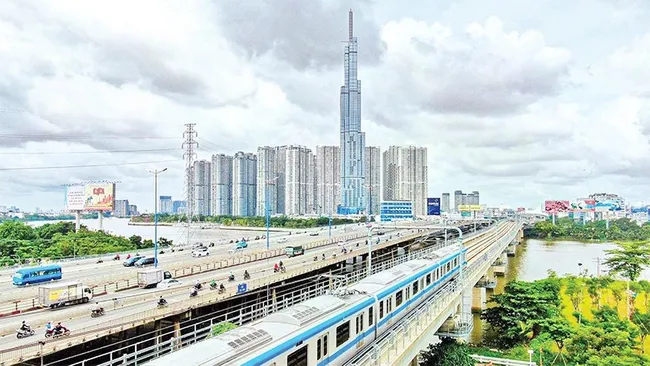 Line 1 of Ho Chi Minh City’s urban railway (Ben Thanh–Suoi Tien) operates around 200 trains daily. (Photo: NDO)