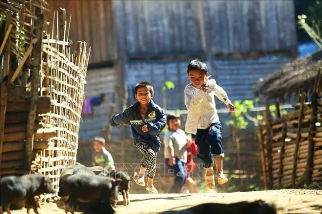 Vietnam is working to ensure children's right to a fulfilling childhood. (Photo: VNA)