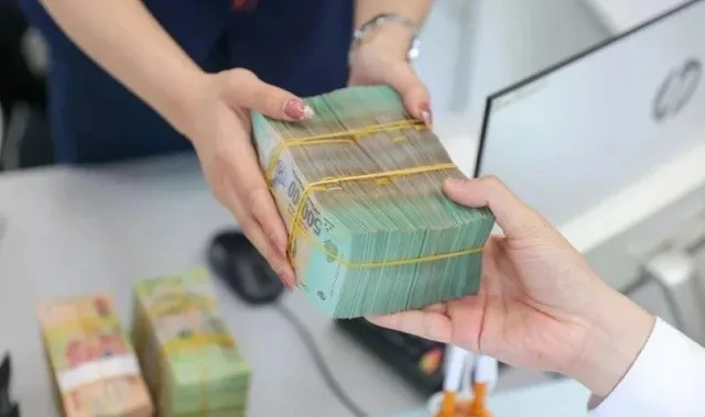Lãi suất ngân hàng hôm nay 13/6/2025: VPBank liên tiếp hạ lãi suất huy động, thị trường tiền gửi tiếp tục điều chỉnh