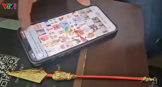 ''Thần y'' quảng cáo chữa ung thư trong 3 ngày bằng... điện thoại