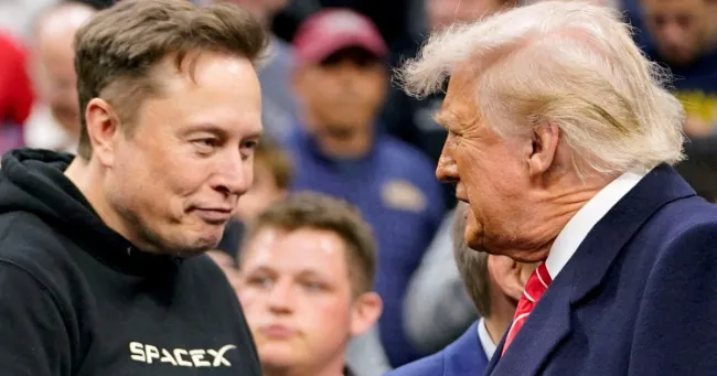Mâu thuẫn Trump-Musk gây sóng gió, hàng tỷ USD hợp đồng Quốc phòng của SpaceX bị rà soát