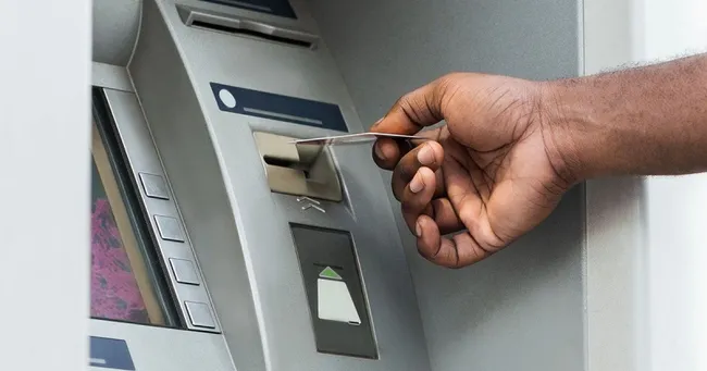 Từ 1/7/2025, thẻ ATM từ chính thức bị ngừng giao dịch trên toàn hệ thống ngân hàng
