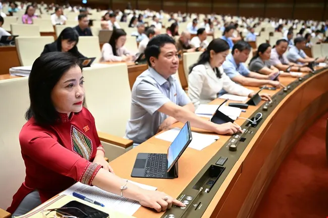 Chính thức giảm 2% thuế VAT đến hết năm 2026: Động lực kích cầu, hỗ trợ doanh nghiệp và người dân