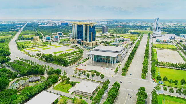 Bình Dương bứt tốc nửa đầu năm 2025: Xuất khẩu tăng gần 14%, thu hút đầu tư mạnh mẽ
