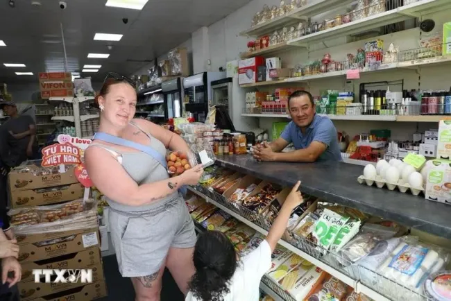 Vietnamese lychees make sweet impression on UK consumers (Photo: VNA)