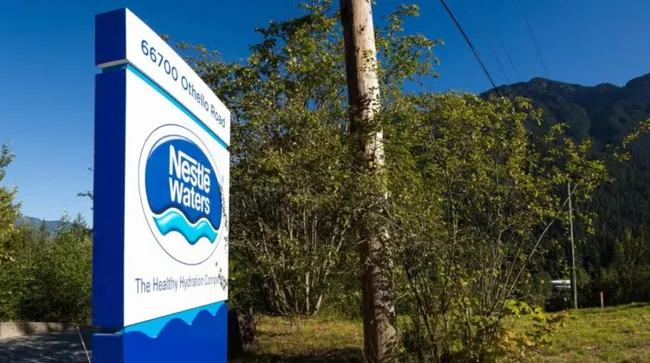 Thụy Sĩ phạt Nestlé Waters hơn 600.000 USD vì dán nhãn gây hiểu lầm