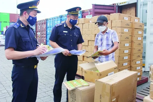 Hải quan hỏa tốc hướng dẫn kê khai hàng hóa áp dụng thuế giá trị gia tăng 8%