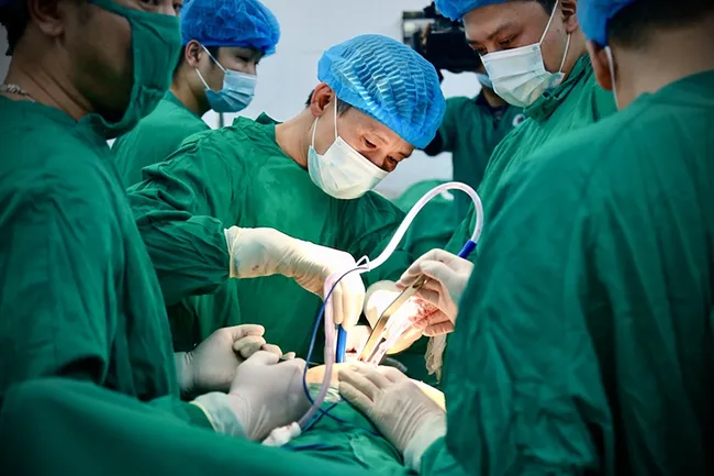 Y tế từ xa: Giải pháp thu hẹp khoảng cách chăm sóc sức khỏe giữa các vùng miền