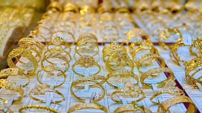 Giá vàng ngày 22/7 tiếp tục ở ngưỡng neo cao