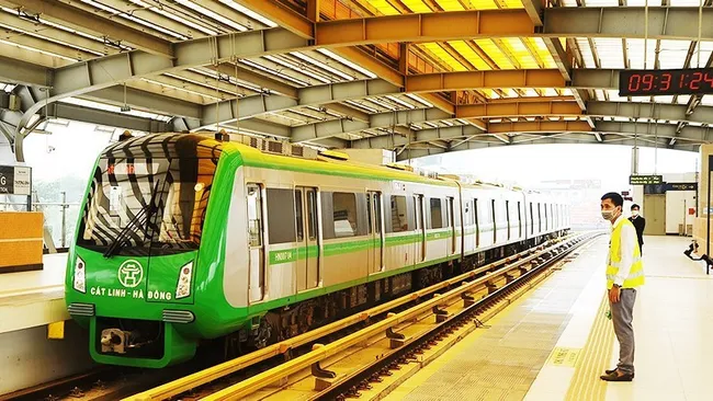 The Hanoi Urban Railway Management Board has begun applying Building Information Modelling (BIM) technologies in project operations. (Photo: NGUYET ANH)