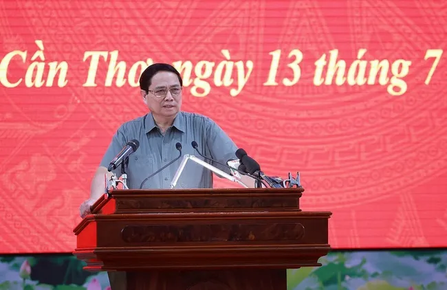 Prime Minister Pham Minh Chinh addresses the conference (Photo: VNA)
