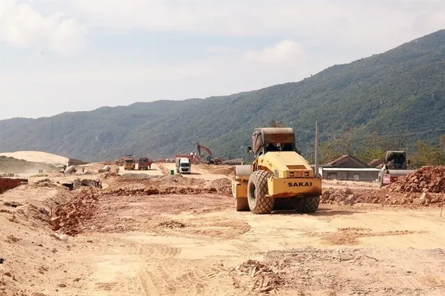 A road project under construction in Dak Lak province.(Photo: VNA)