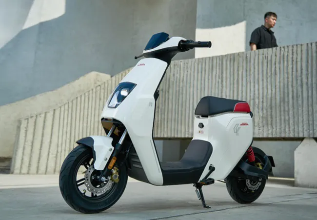 Honda U-BE: "Người bạn" đô thị giá 25 triệu, gọn nhẹ nhưng đầy thông minh