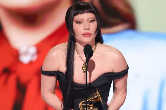 Lady Gaga thống trị đề cử VMA 2025: "Abracadabra" đưa "mẹ quái vật" trở lại đỉnh cao