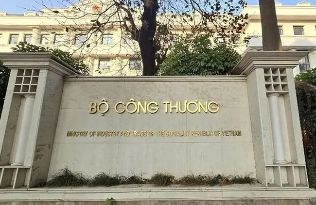 Ngành Công Thương cắt giảm tối thiểu 30% điều kiện kinh doanh