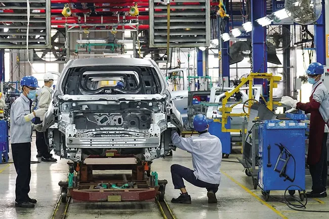 An increasing number of major corporations, particularly from Europe and the US, are investing in Vietnam. (Photo: baodautu.vn)