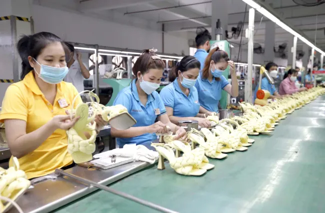Cắt giảm thủ tục, mở lối cho doanh nghiệp bứt phá