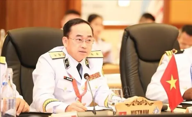 Vice Admiral Tran Thanh Nghiem, Commander of the Viet Nam People’s Navy, speaks at the 19th ASEAN Navy Chiefs’ Meeting (ANCM-19) in Malaysia. (Photo: VNA)