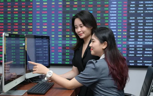 Phê duyệt đề án Tái cấu trúc nhà đầu tư và phát triển ngành quỹ đầu tư chứng khoán