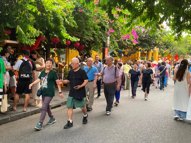 Việt Nam trở thành điểm đến hàng đầu khu vực đối với du khách Trung Quốc