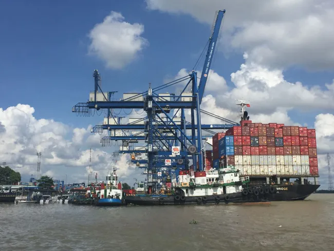 Xuất khẩu đạt kỷ lục trong 8 tháng nhờ khu vực đầu tư nước ngoài