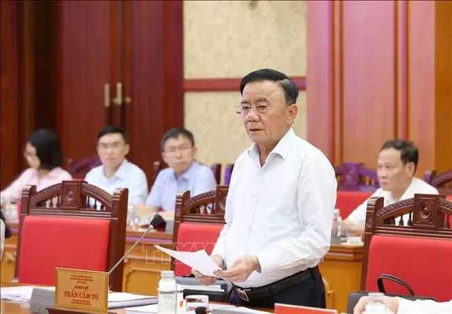 Politburo member and Permanent member of the Party Central Committee’s Secretariat Tran Cam Tu speaks at the 4th meeting of the organising subcommittee for the 14th National Party Congress in Hanoi on September 16. (Photo: VNA)