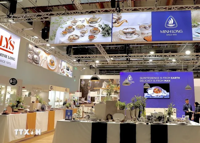 The booth of Minh Long Ceramics at Ambiente 2025 in Frankfurt, Hessen. (Photo: VNA)