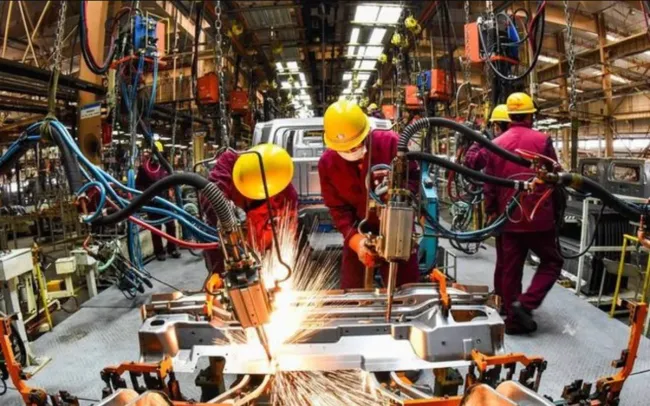 GDP quý III tăng 8,23%