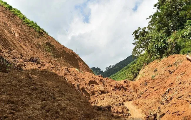 Landslide in Ngoa village, Yen Phu commune, Tuyen Quang province (Photo: VNA)