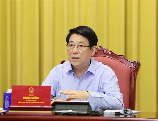 State President Luong Cuong speaks at the working session on October 15. (Photo: VNA)