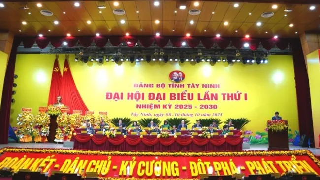 The congress of the Tay Ninh Party Organisation.