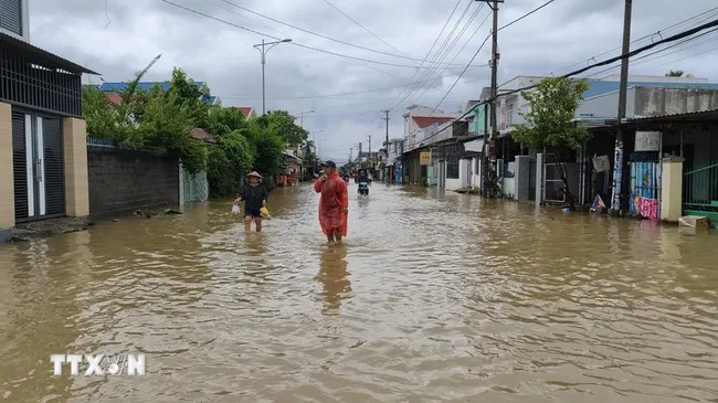 Flooding in Dien Dien commune, Khanh Hoa province. (Photo: VNA)