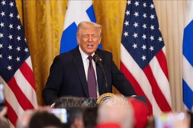 Nhìn lại chính sách thuế của Tổng thống Trump trong năm 2025