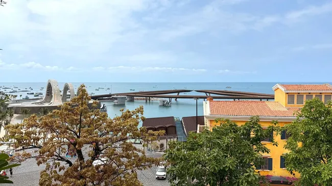 A corner of Sunset town on Phu Quoc Island. (Photo: VNA)