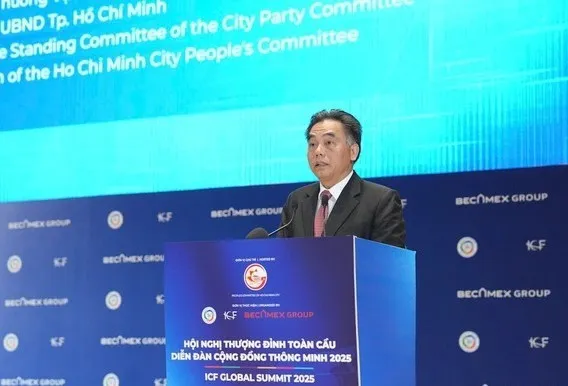 Vice Chairman of the municipal People’s Committee Nguyen Loc Ha speaks at the event. (Source: VGP)
