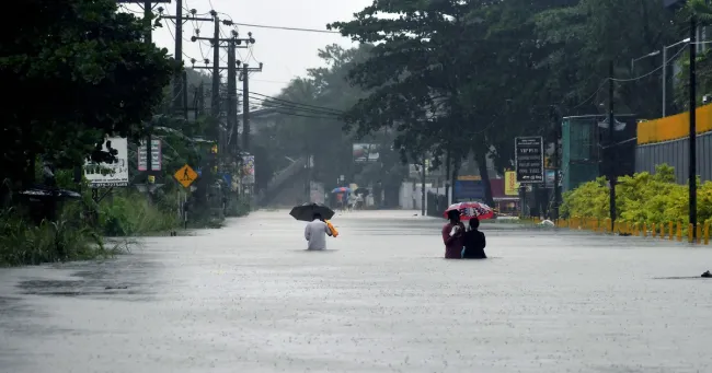 Flooding in Colombo, Sri Lanka, on November 28, 2025. (Photo: Xinhua/VNA)