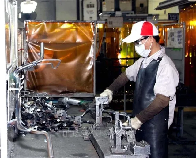 Machinery components are produced at Vietnam Precision Industrial No. 1 Co Ltd in Khai Quang Industrial Park, Vinh Phuc province. (Photo: VNA)
