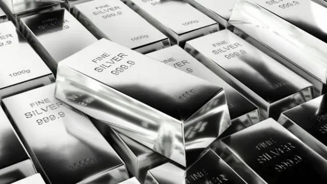 Giá bạc áp sát 93 USD/ounce