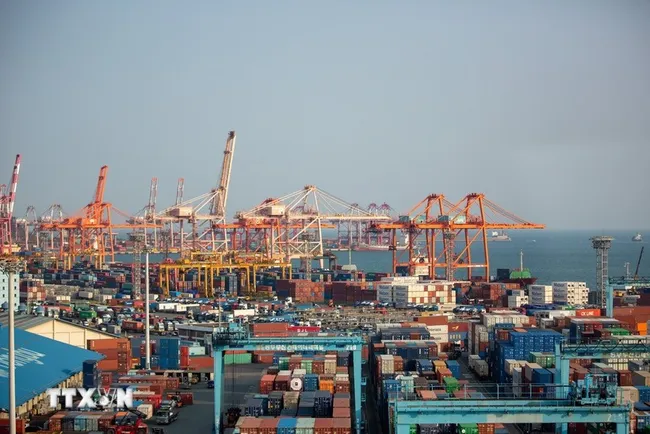 An aerial view of Busan Port in the Republic of Korea. (Photo: XINHUA/VNA)