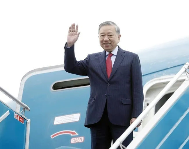 Party General Secretary To Lam leaves Ha Noi on February 18 morning to attend the inaugural meeting of the Board of Peace for Gaza in Washington D.C., the US. (Photo: VNA)