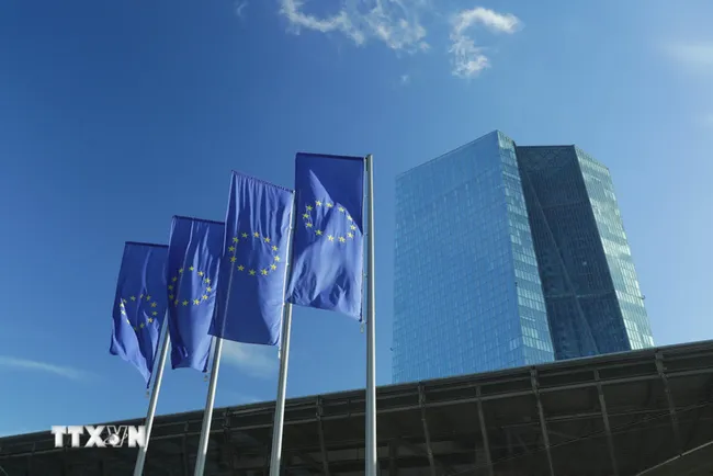 Các ngân hàng lớn dự báo ECB có thể tăng lãi suất vào tháng 4/2026