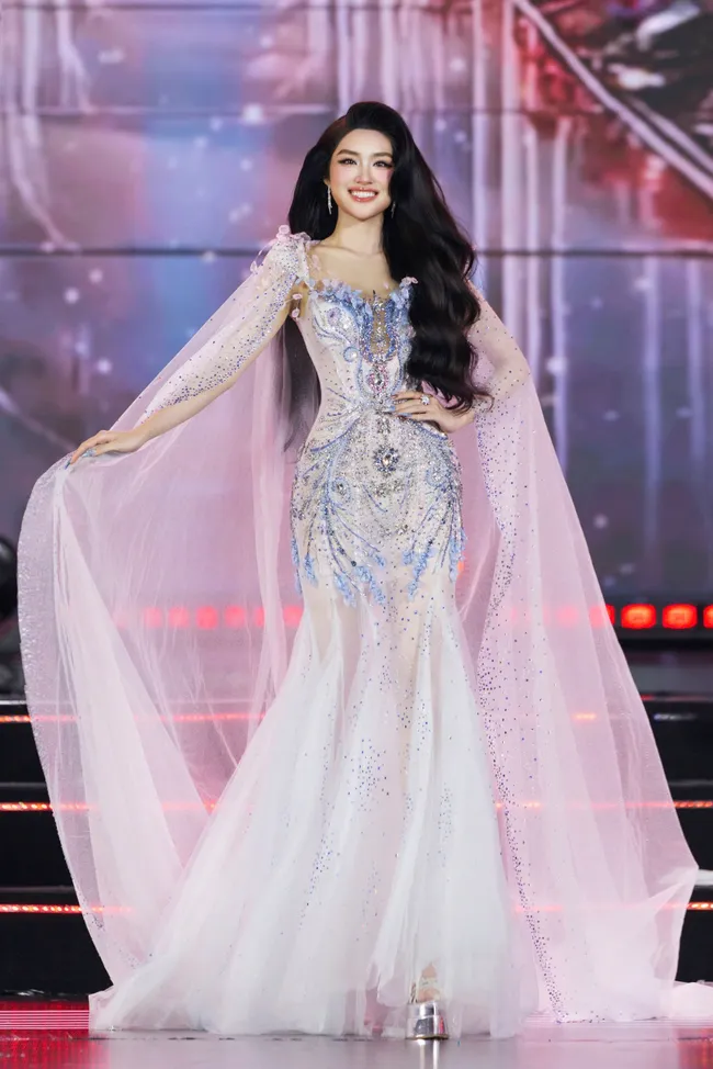 Phan Phương Oanh đăng quang Miss World Việt Nam 2026- Ảnh 14.
