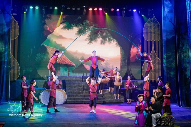 The circus-traditional Vietnamese opera performance 