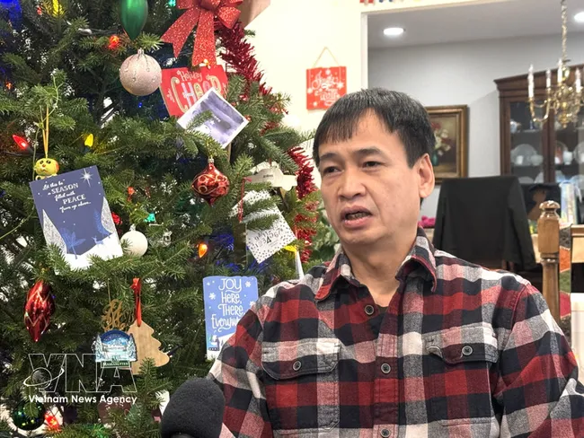 Lawyer Dang Chien Thang, a registered legal adviser in Washington D.C. grants an interview to the Vietnam News Agency. (Photo: VNA)