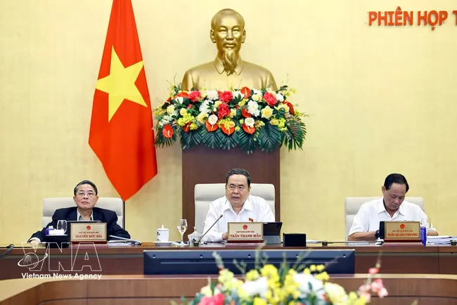 National Assembly Chairman Tran Thanh Man (middle) addresses the discussion on March 18. (Photo: VNA)