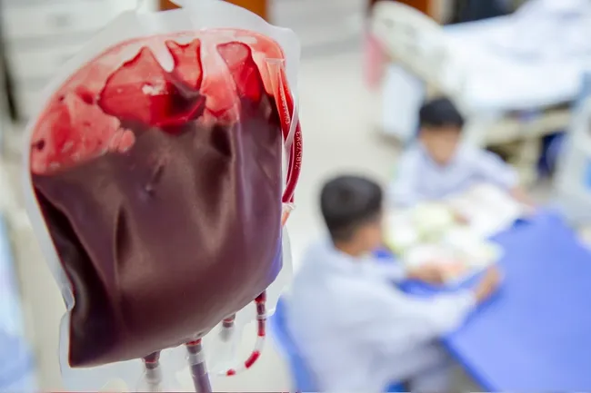 26 năm Ng&agrave;y To&agrave;n d&acirc;n hiến m&aacute;u t&igrave;nh nguyện (7/4): Rất nhiều giọt m&aacute;u đ&atilde; cho đi, nhiều cuộc đời được ở lại- Ảnh 6.