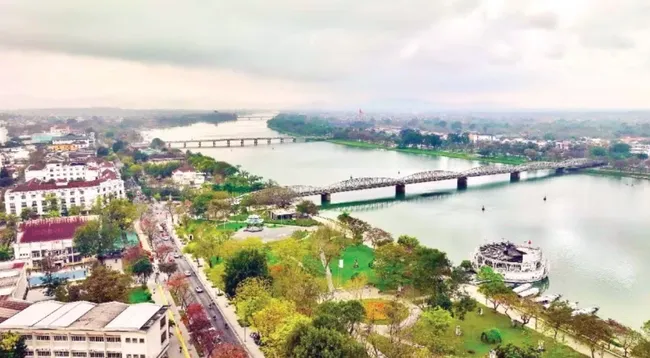 Overview of Hue City. (Photo: VU SINH)