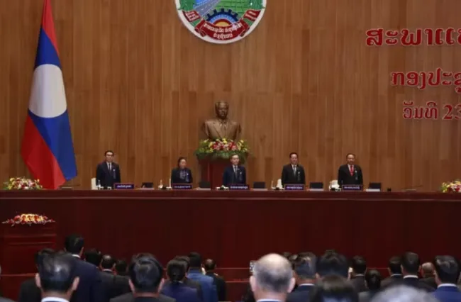 Lao National Assembly has approved in-principle a railway project linking Thakhek township in Khammouane province of Laos and the Mu Gia border gate in Vietnam’s Quang Binh province (Photo: kpl.gov.la)
