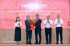 National Assembly Chairman Tran Thanh Man (second, left) and leaders of the State Audit Office of Vietnam at the ceremony. (Photo: VNA)