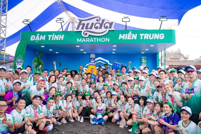 Carlsberg Vietnam’s leadership team and employees came together at VnExpress Marathon Hue 2026, reflecting a shared spirit of unity, energy, and connection that goes far beyond the race